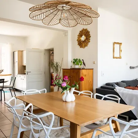 Chez Marraine Suzanne Holiday home *